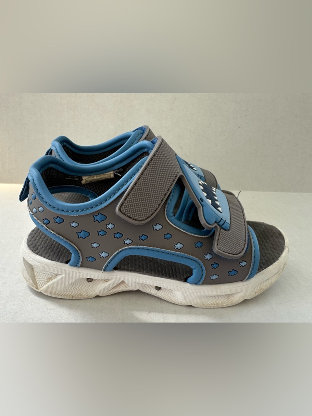 Carter's Toddler Boy Shark Sandals in Blue and Gray in Size 9 - Picture 6 of 14